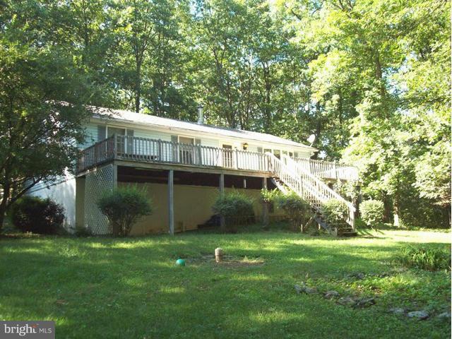 5565 Lineboro Road East Manchester, MD 21102 - Photo 2 of 30 Exterior (Front)