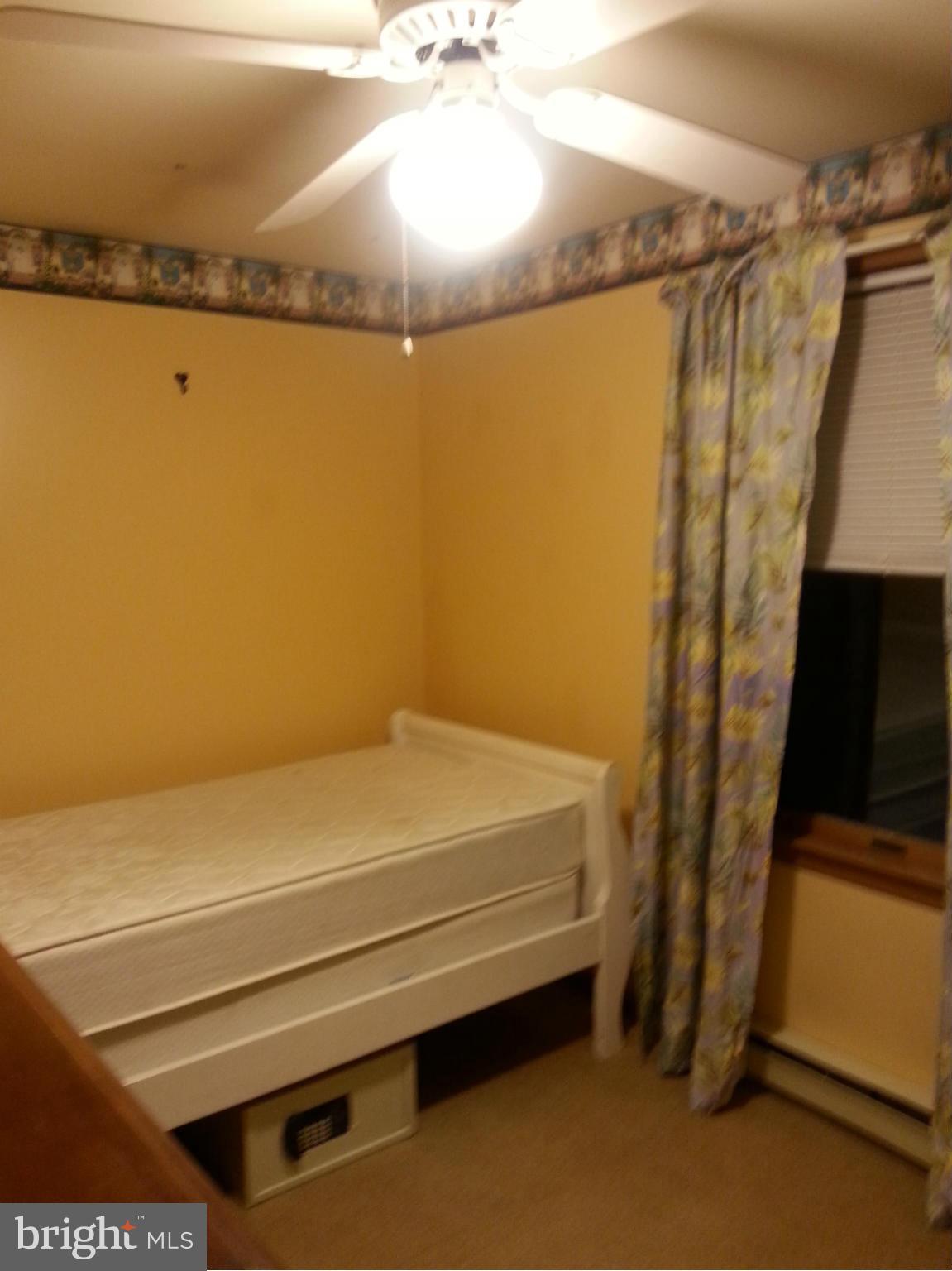 5565 Lineboro Road East Manchester, MD 21102 - Photo 23 of 30 Bedroom