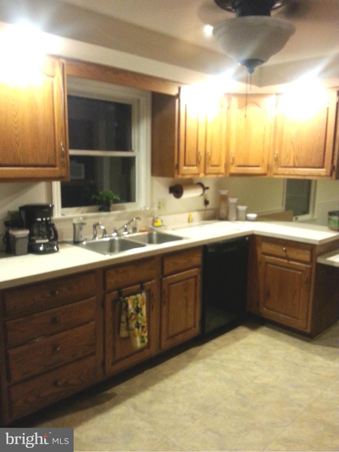 5565 Lineboro Road East Manchester, MD 21102 - Photo 9 of 30 Kitchen