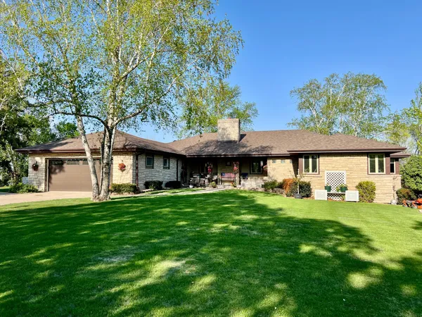 $449,500 | 579 Park Avenue North, Ortonville, MN 56278