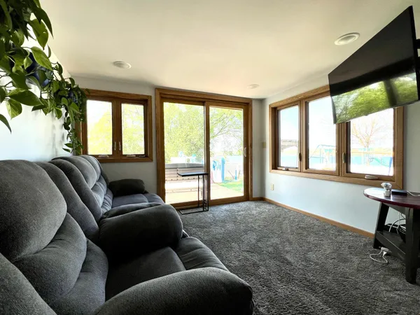 $449,500 | 579 Park Avenue North, Ortonville, MN 56278