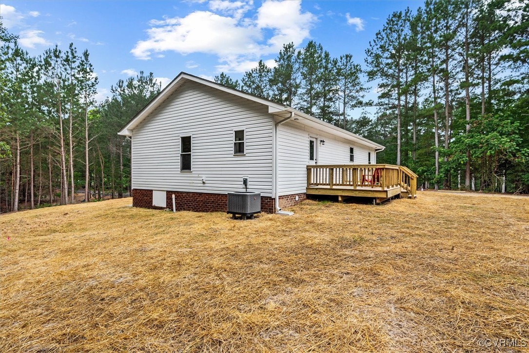 487 Deep Landing Road Tappahannock, VA 22560 - Photo 27 of 38 Gallery Image 27