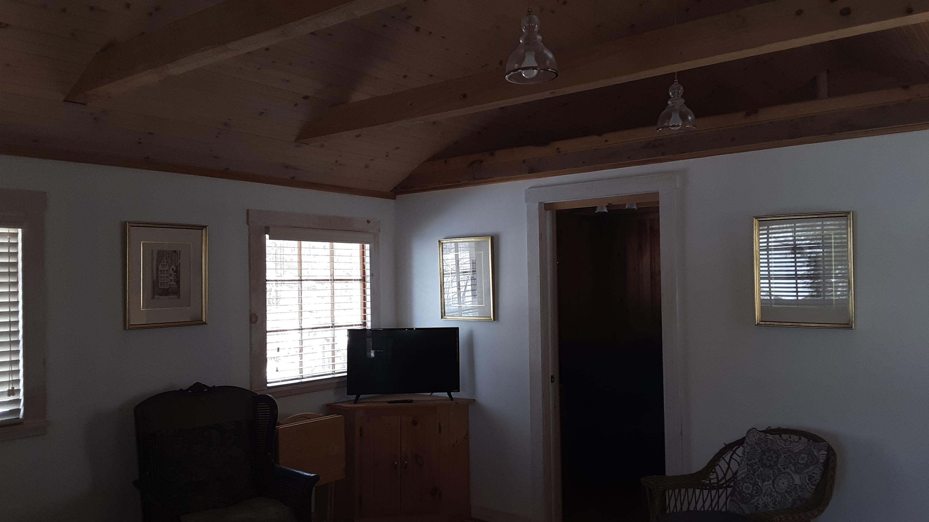 17 Amber Lane Windham, ME 04062 - Photo 9 of 12 17amberliving