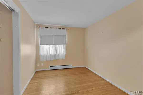 $3,250 | 116 Segsbury Road, Amherst, NY 14221