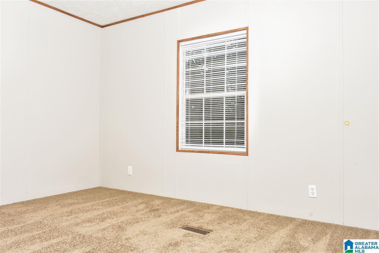 233 Rhett Circle Roanoke, AL 36274 - Photo 12 of 23