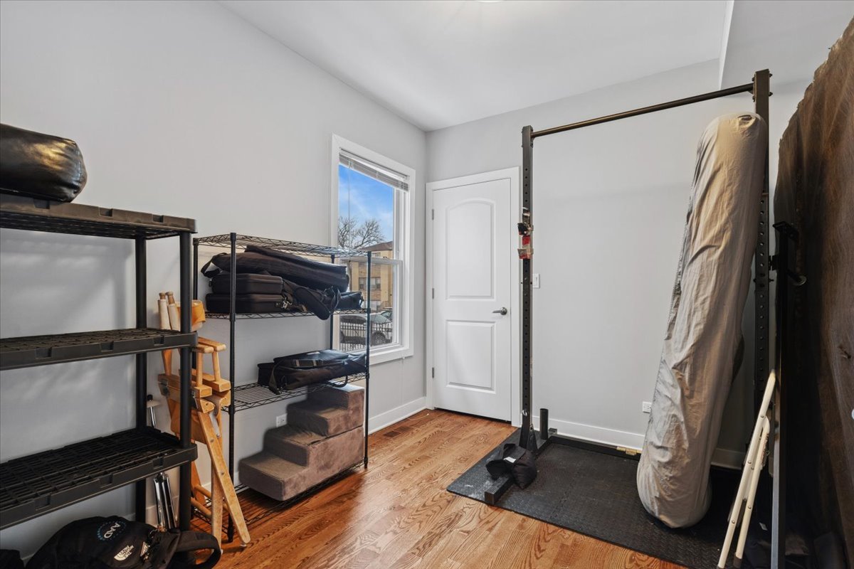 5646 North Menard Avenue Chicago, IL 60646 - Photo 4 of 21