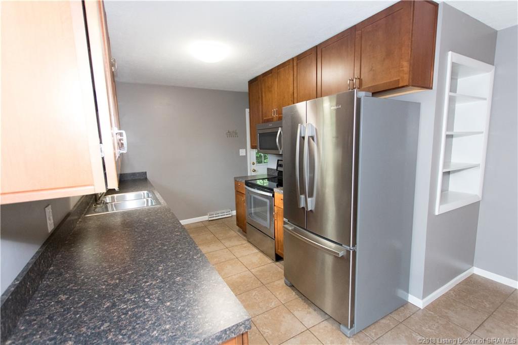 5020 Quarry Road New Albany, IN 47150 - Photo 14 of 27