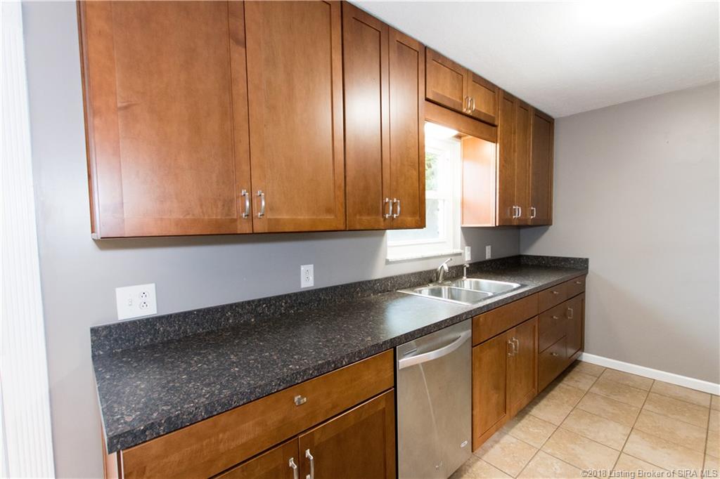 5020 Quarry Road New Albany, IN 47150 - Photo 17 of 27