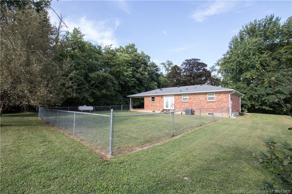 5020 Quarry Road New Albany, IN 47150 - Photo 6 of 27