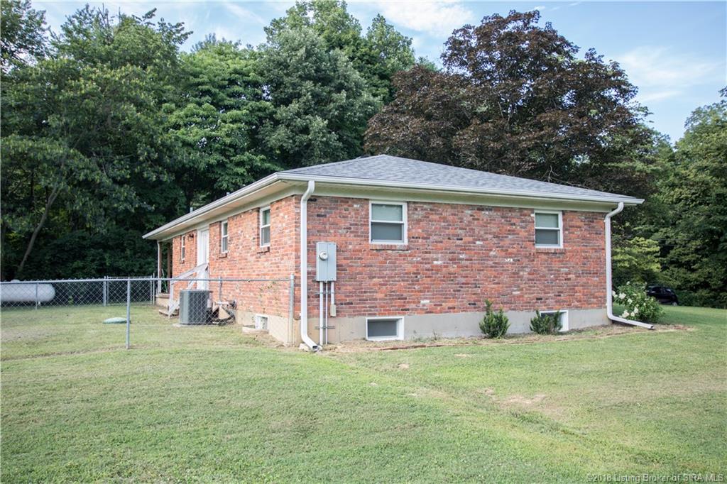 5020 Quarry Road New Albany, IN 47150 - Photo 7 of 27