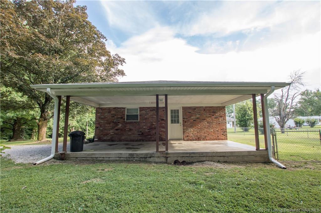 5020 Quarry Road New Albany, IN 47150 - Photo 8 of 27