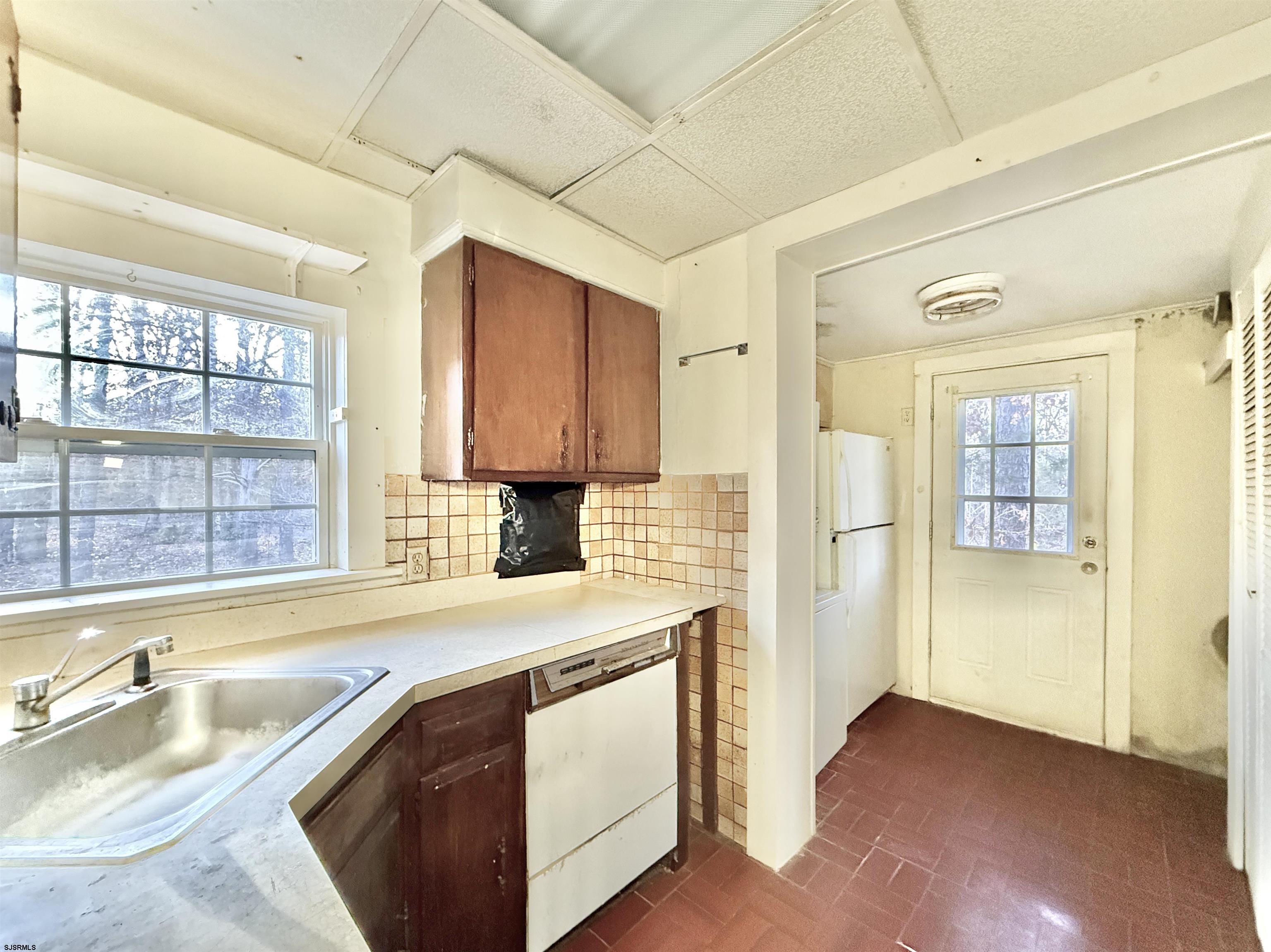 5253 Somers Point Road Mays Landing, NJ 08330 - Photo 12 of 24