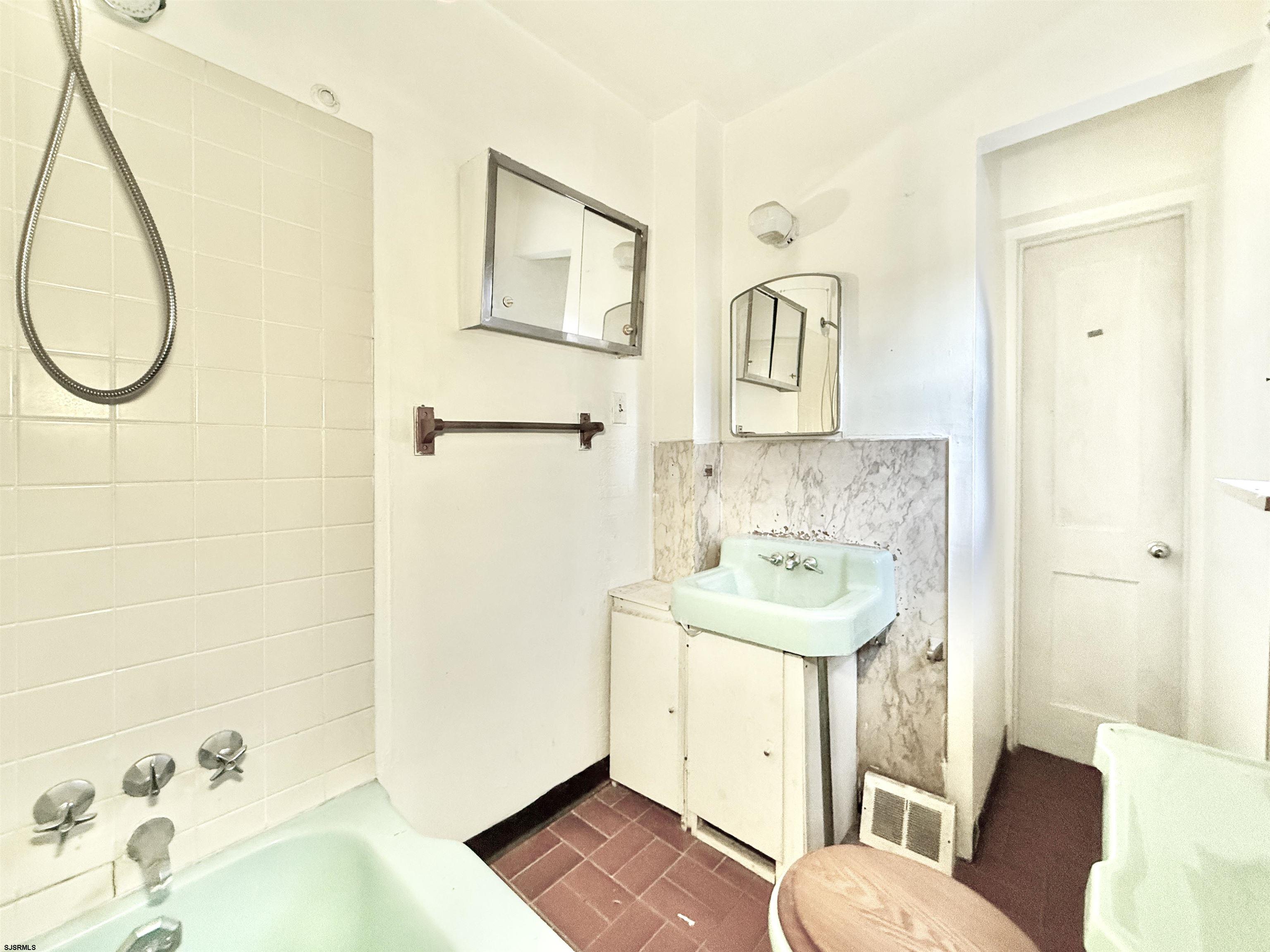 5253 Somers Point Road Mays Landing, NJ 08330 - Photo 19 of 24