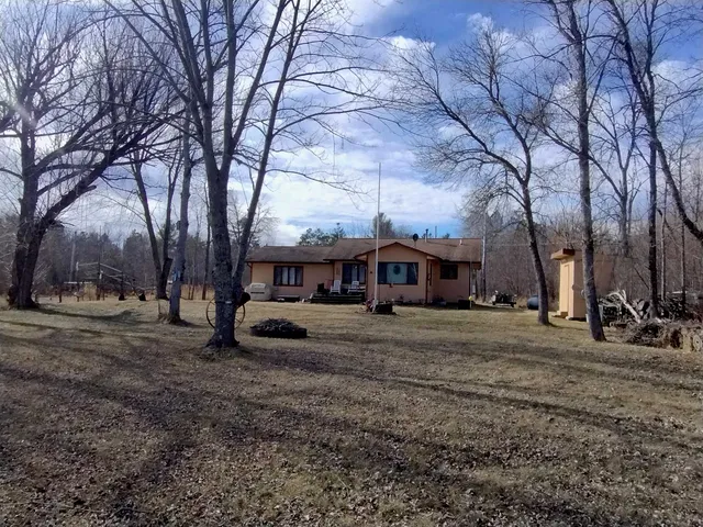 $395,000 | 10922 South Stone Road, Solon Springs, WI 54873