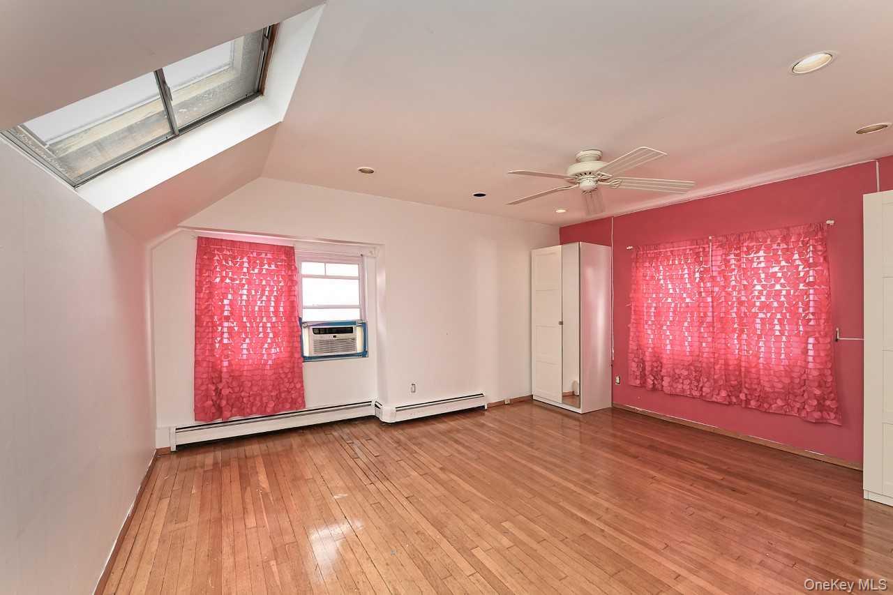 102 Roxbury Road South Franklin Square, NY 11010 - Photo 17 of 31 Gallery Image 17