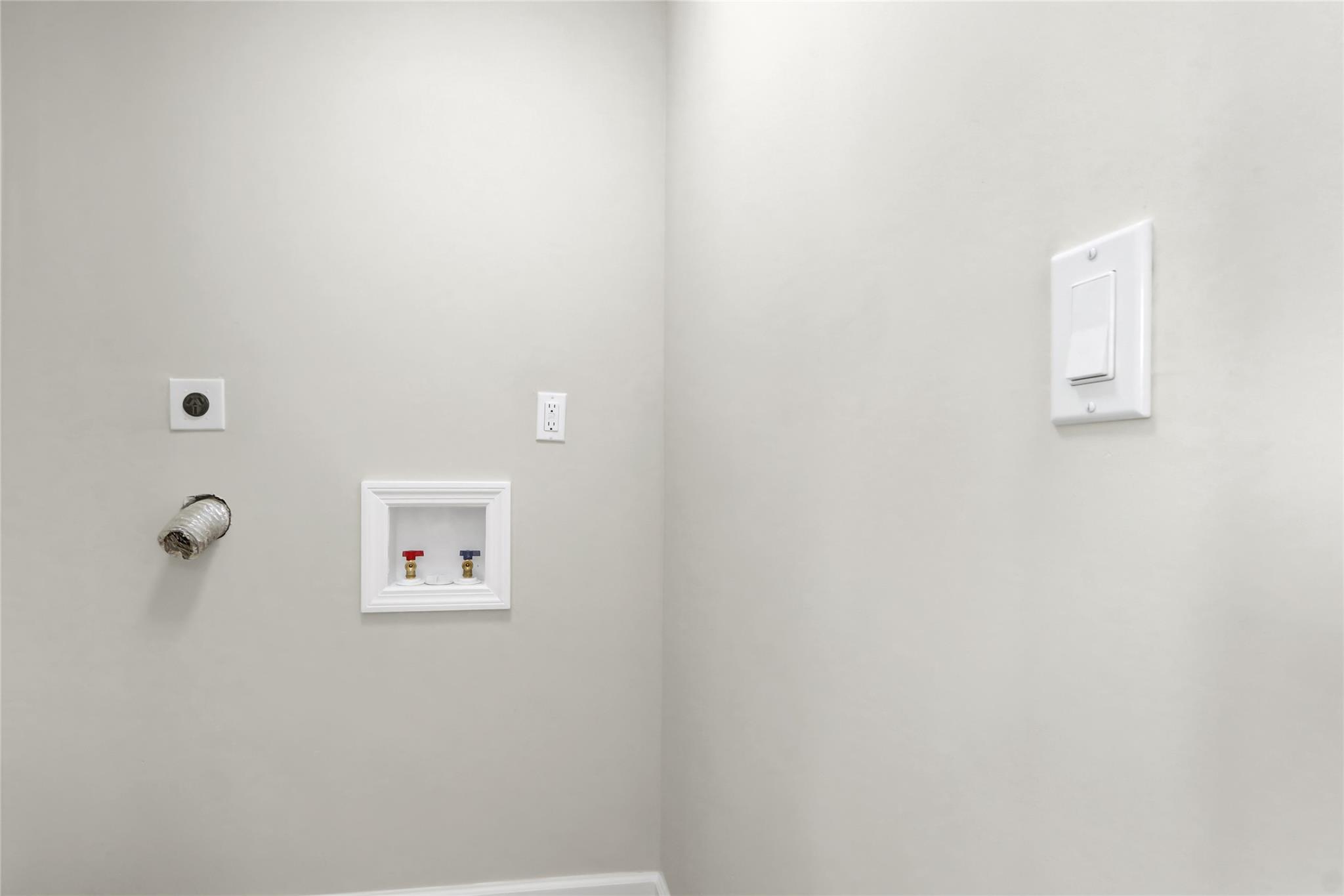 107-03 37th Drive Queens, NY 11368 - Photo 32 of 42