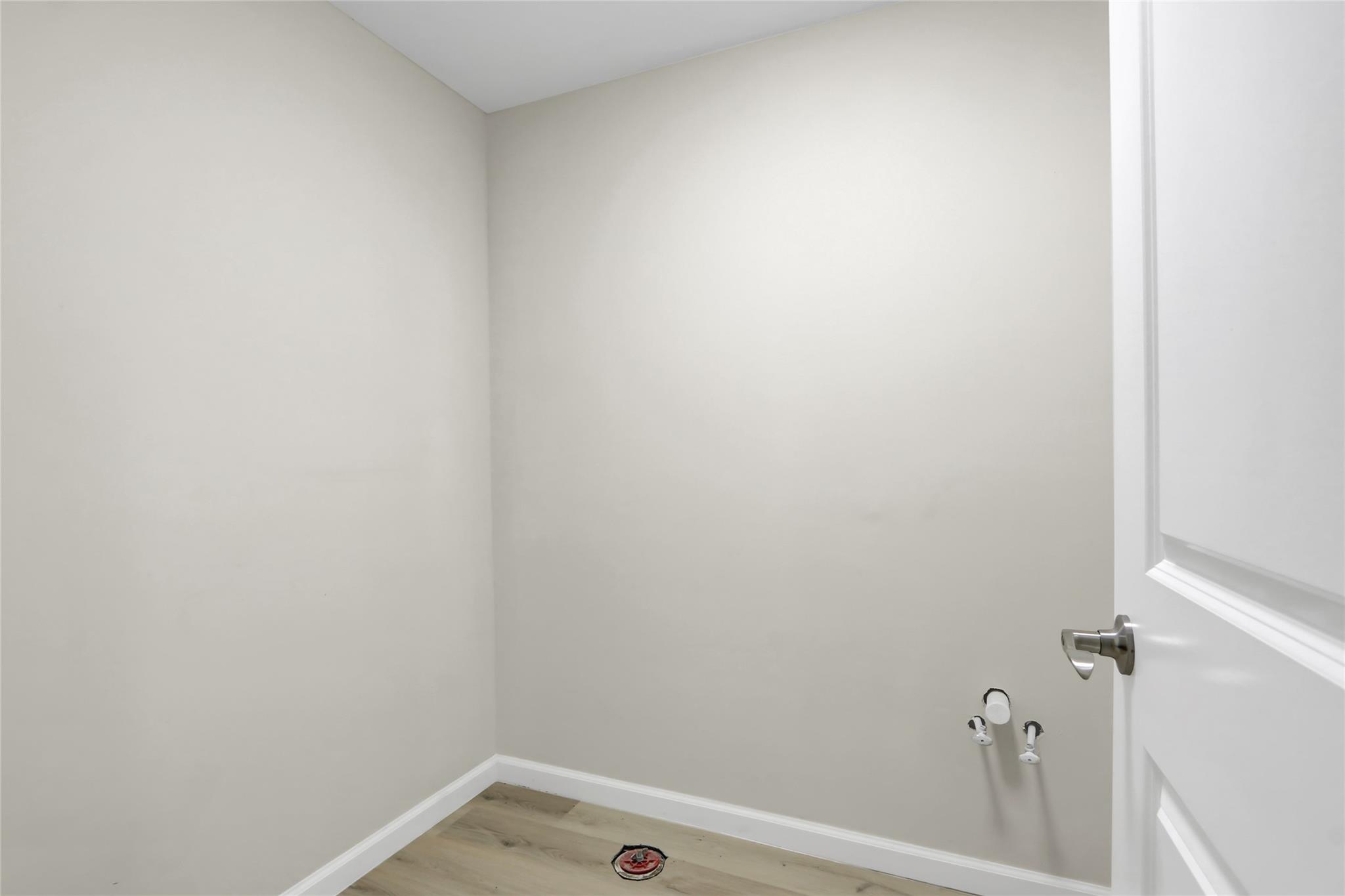 107-03 37th Drive Queens, NY 11368 - Photo 34 of 42