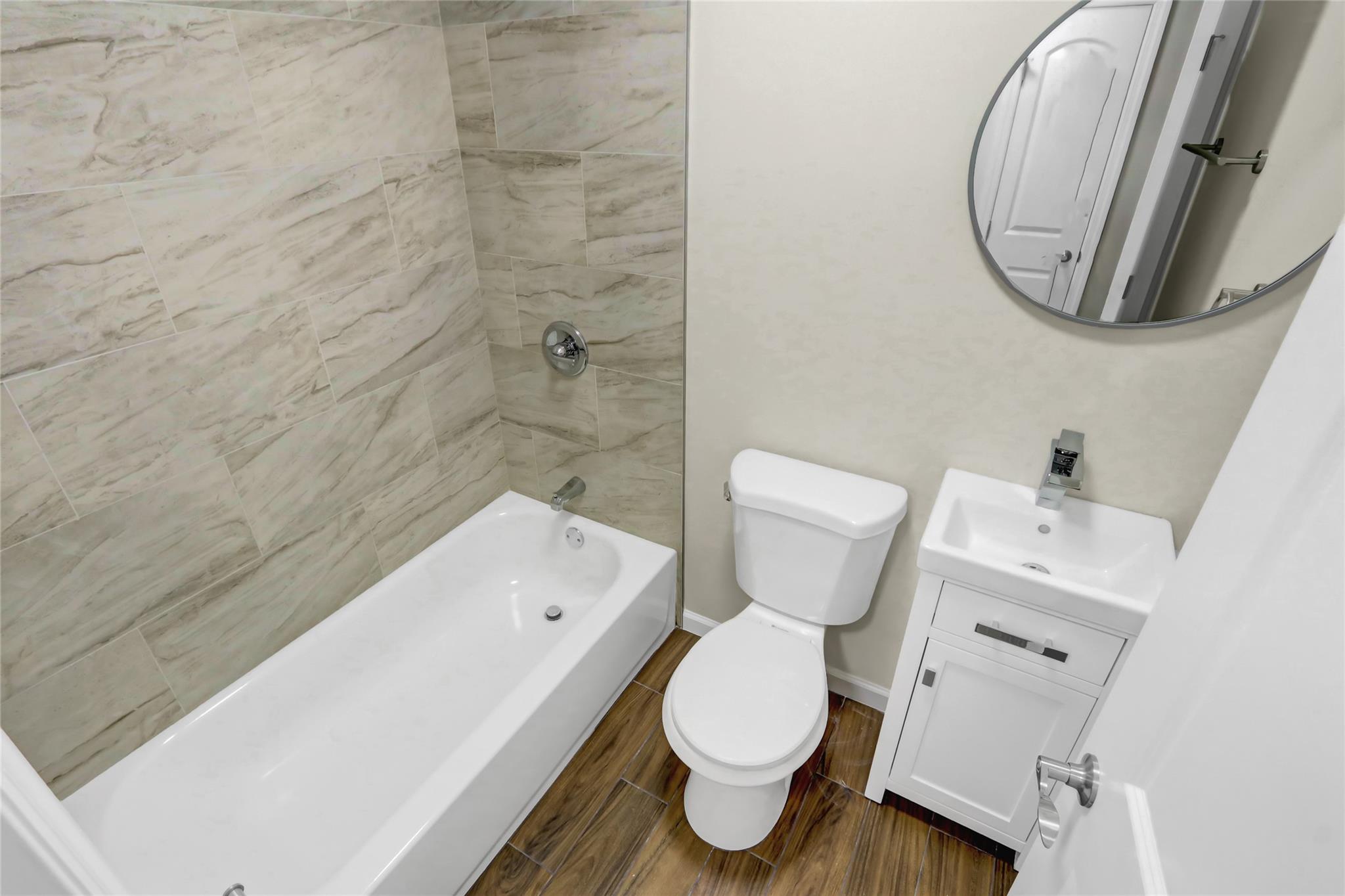 107-03 37th Drive Queens, NY 11368 - Photo 8 of 42