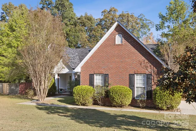 $379,899 | 1604 Winthrop Lane, Monroe, NC 28110