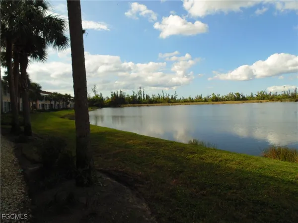 $1,795 | 2615 Somerville Loop, Unit 303, Cape Coral, FL 33991
