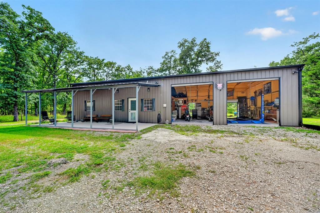 1425 Raintree Road West Tawakoni, TX 75474 - Photo 3 of 27