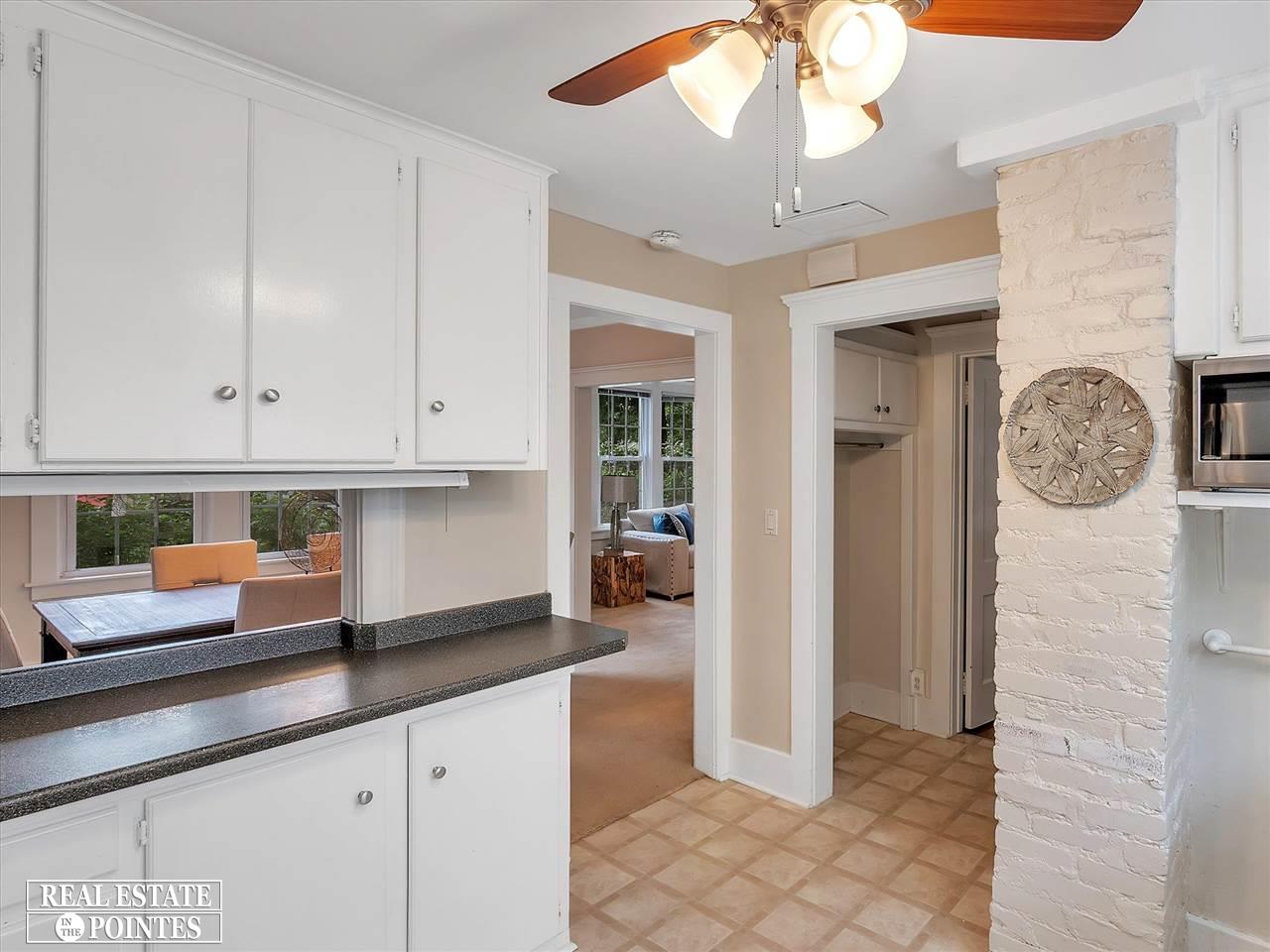 289 Ridgemont Road Grosse Pointe Farms, MI 48236 - Photo 20 of 50