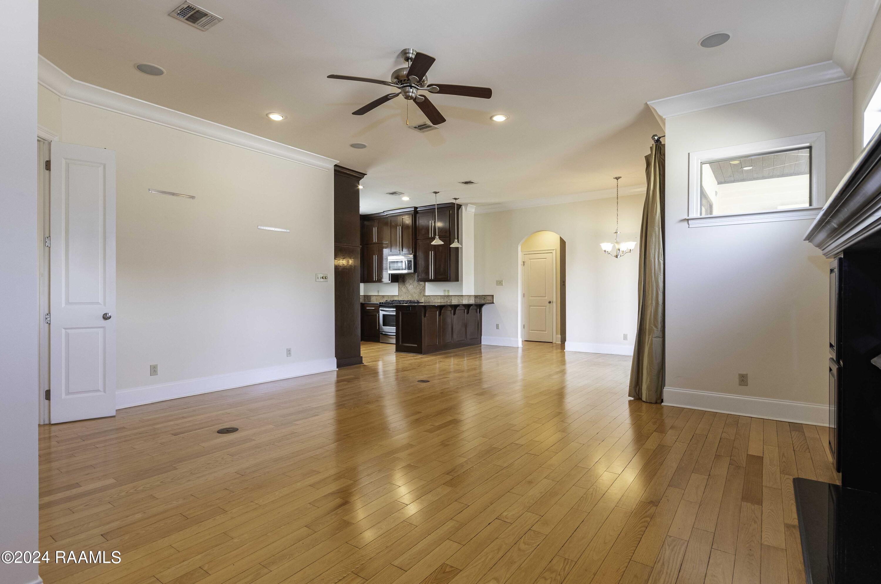 107 Shady Ridge Lane Lafayette, LA 70508 - Photo 19 of 32 Living Room