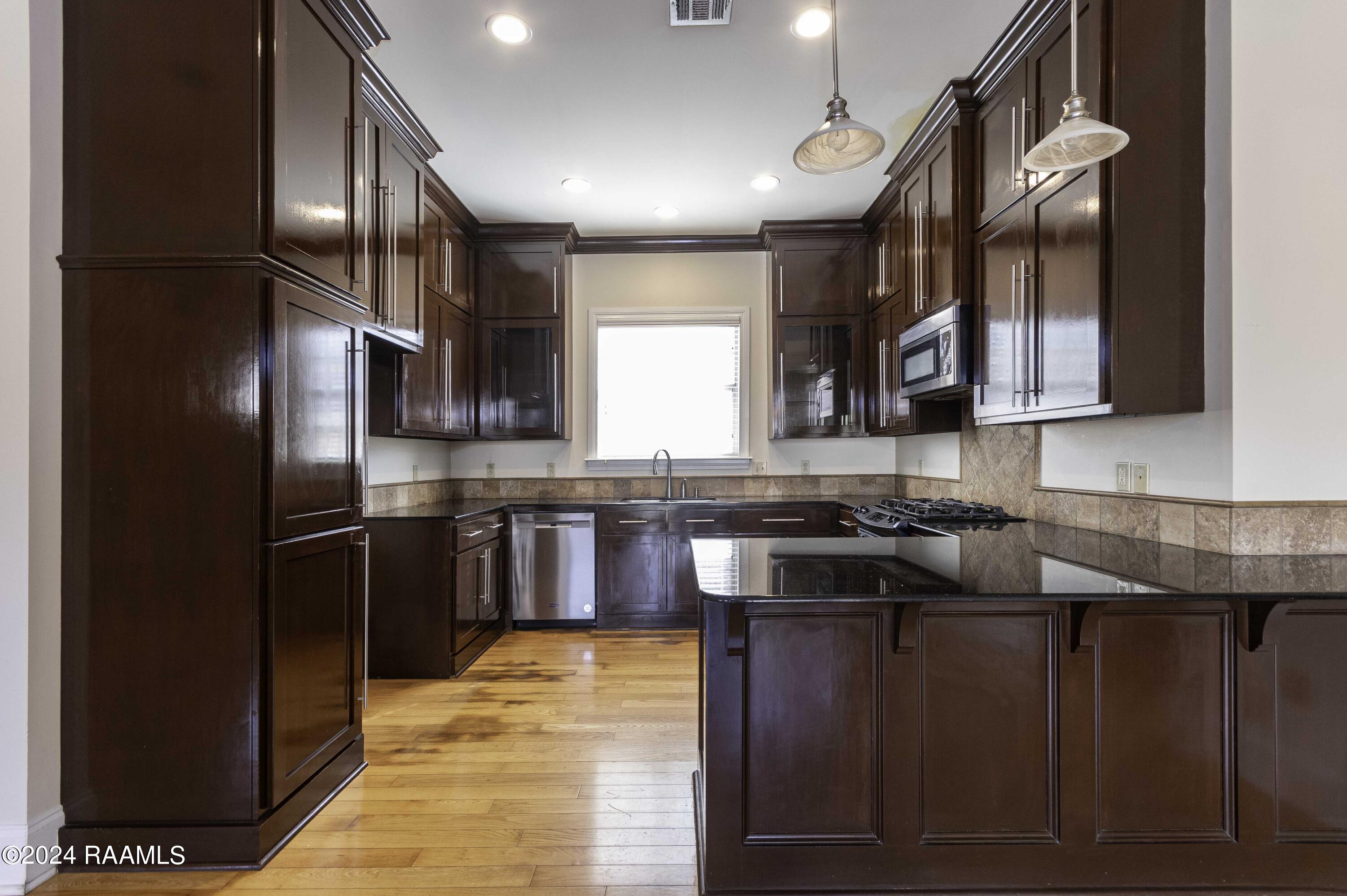 107 Shady Ridge Lane Lafayette, LA 70508 - Photo 5 of 32 Kitchen