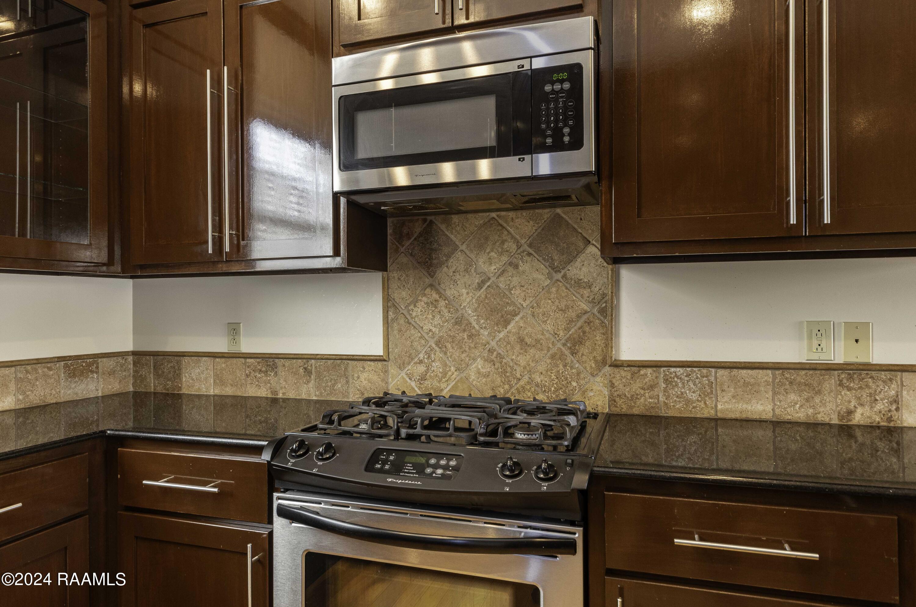 107 Shady Ridge Lane Lafayette, LA 70508 - Photo 9 of 32 Kitchen