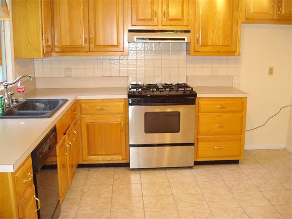 26 Shady Rest Road Easton, MA 02356 - Photo 4 of 21 Gallery Image 4