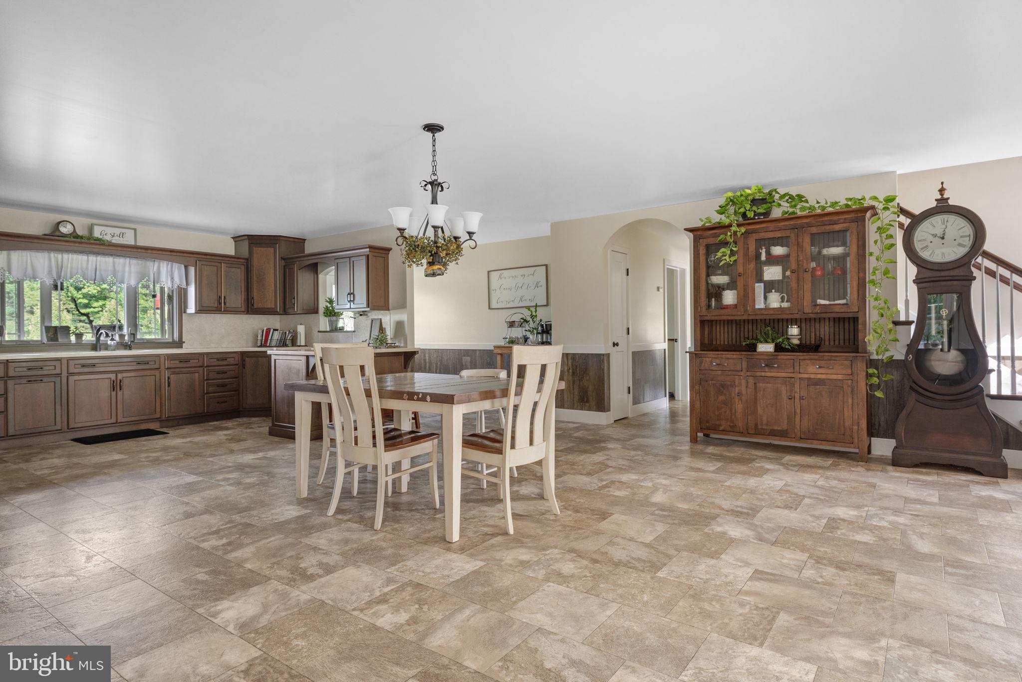 5382 Paes Road New Holland, PA 17557 - Photo 11 of 80