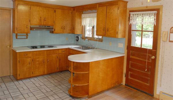 45 Upland Road Natick, MA 01760 - Photo 5 of 8 Gallery Image 5