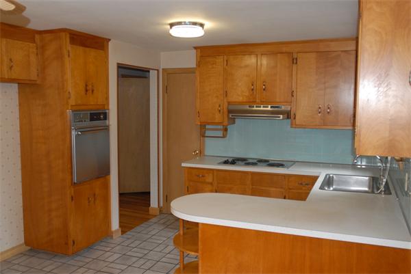 45 Upland Road Natick, MA 01760 - Photo 6 of 8 Gallery Image 6