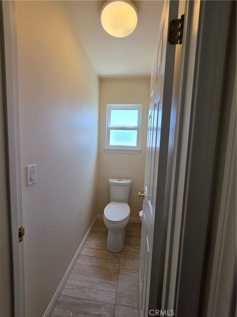 11541 Donovan Road Rossmoor, CA 90720 - Photo 20 of 51 En-suite private water closet
