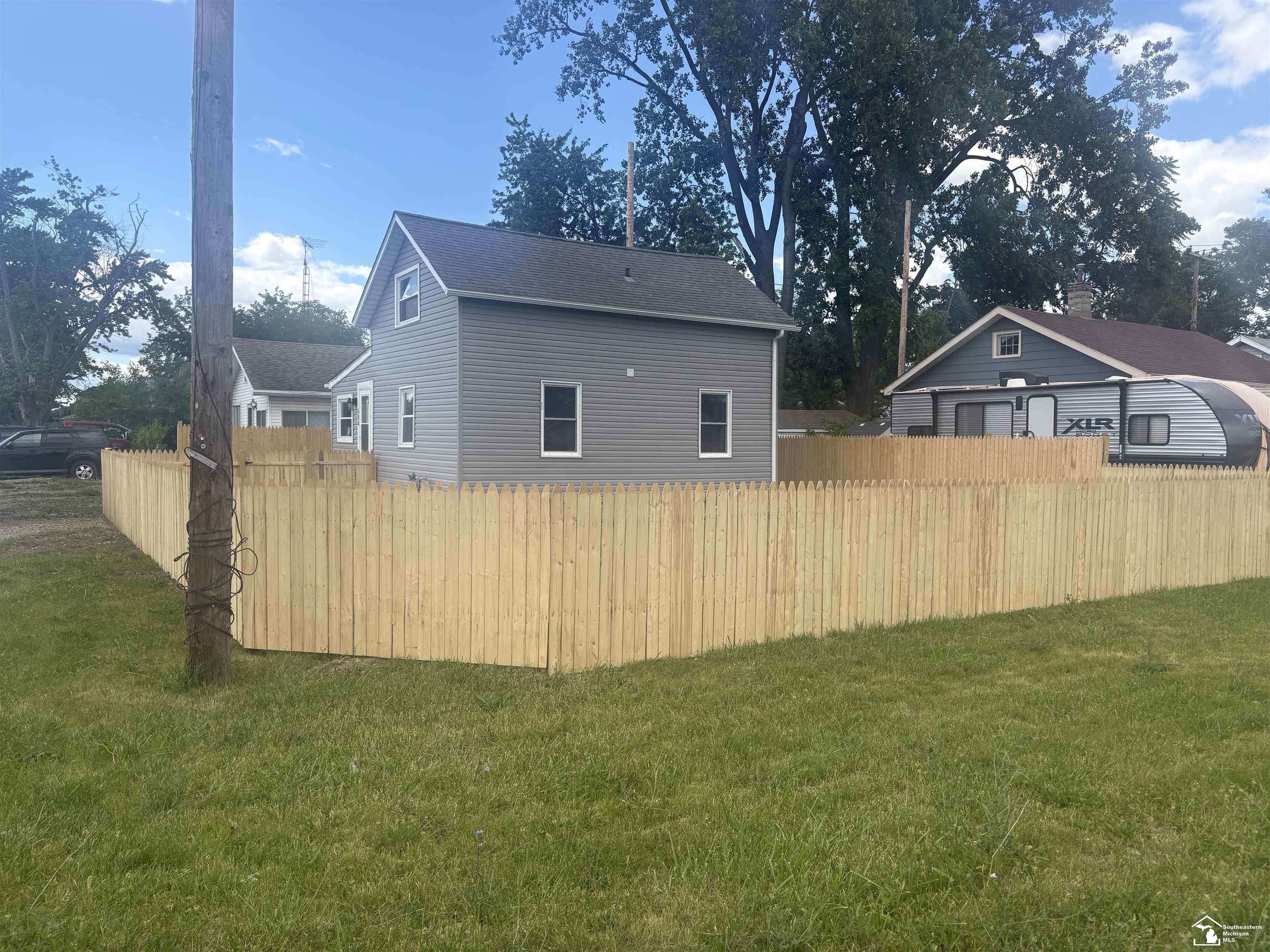 604 10th Street Monroe, MI 48161 - Photo 2 of 25