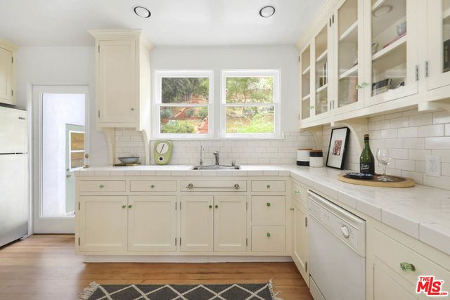 $1,475,000 | 2209 Valentine Street, Los Angeles, CA 90026