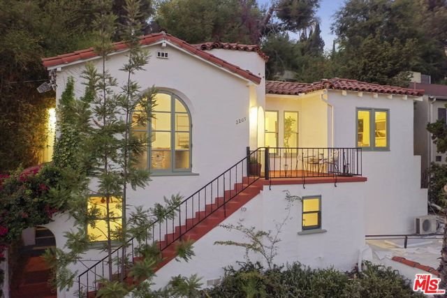 $1,475,000 | 2209 Valentine Street, Los Angeles, CA 90026