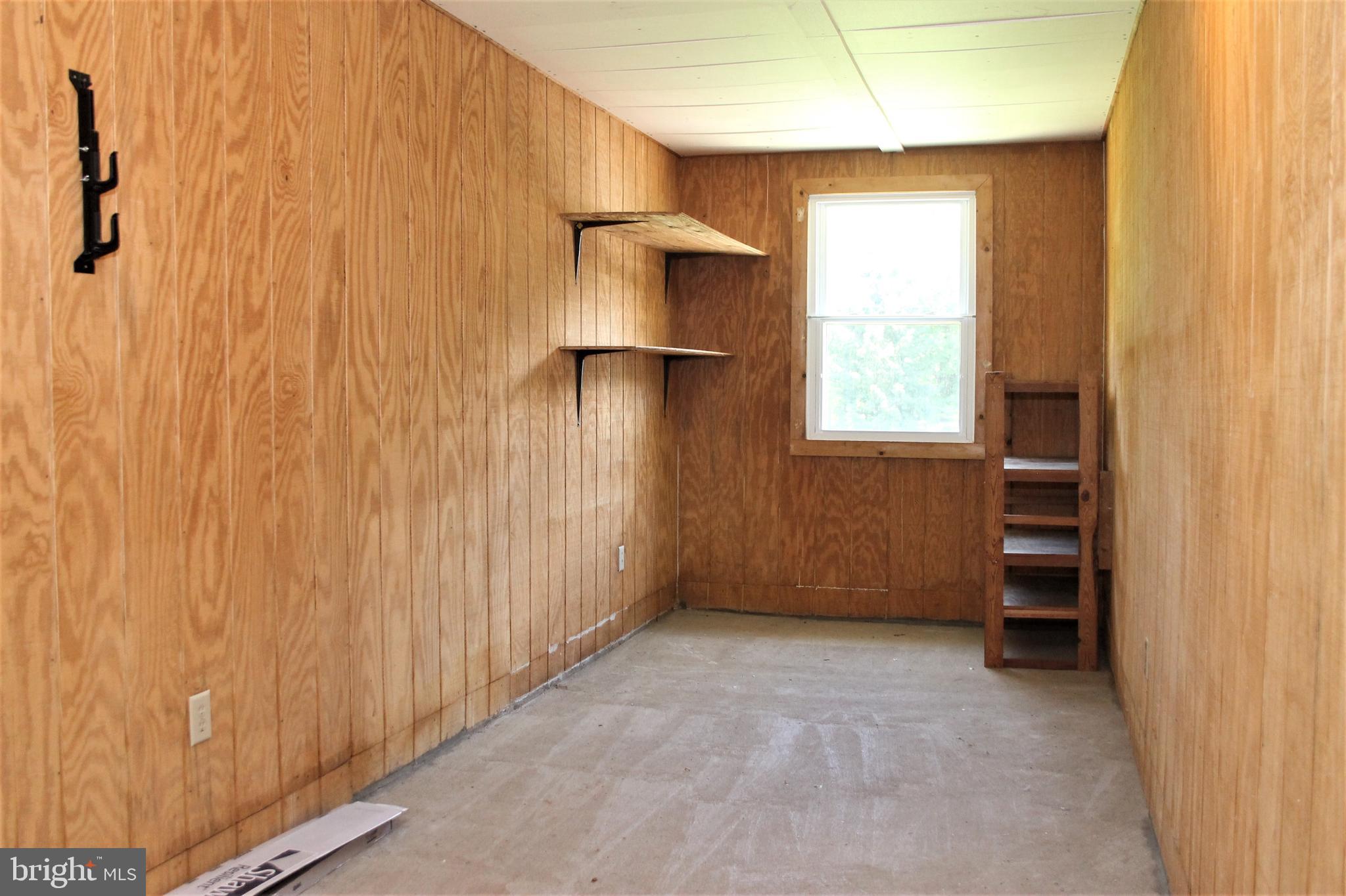 15407 Waterloo Road Amissville, VA 20106 - Photo 21 of 28 Storage area beside garage