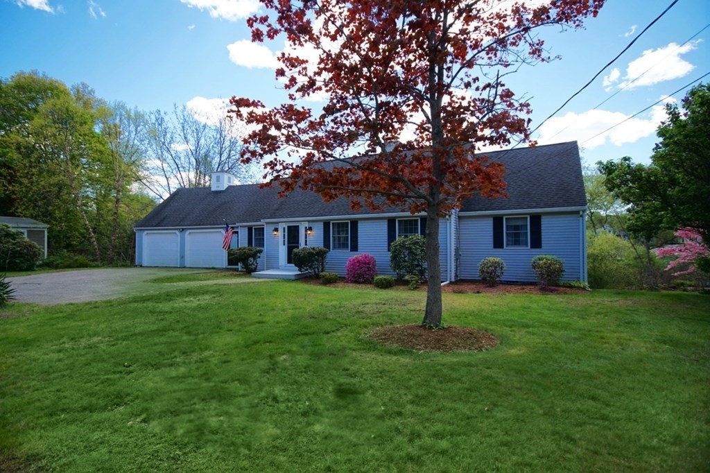 25 Prospect Street Georgetown, MA 01833 - Photo 1 of 40 Gallery Image 1