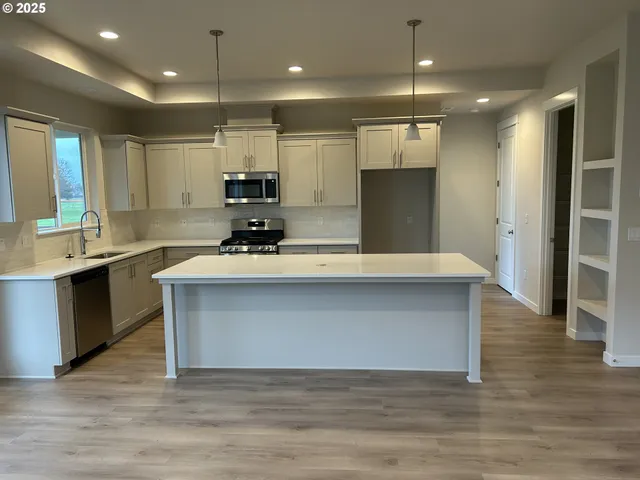 $559,960 | 704 Magnolia Avenue, Unit 43, Woodburn, OR 97071