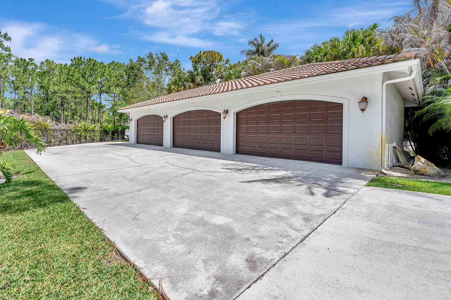 2584 Southeast Ranch Acres Circle Jupiter, FL 33478 - Photo 66 of 69 2E2_2CE_3996341_1449570742_6 (1)