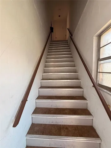 $1,250 | 328 2nd Street, Daytona Beach, FL 32117