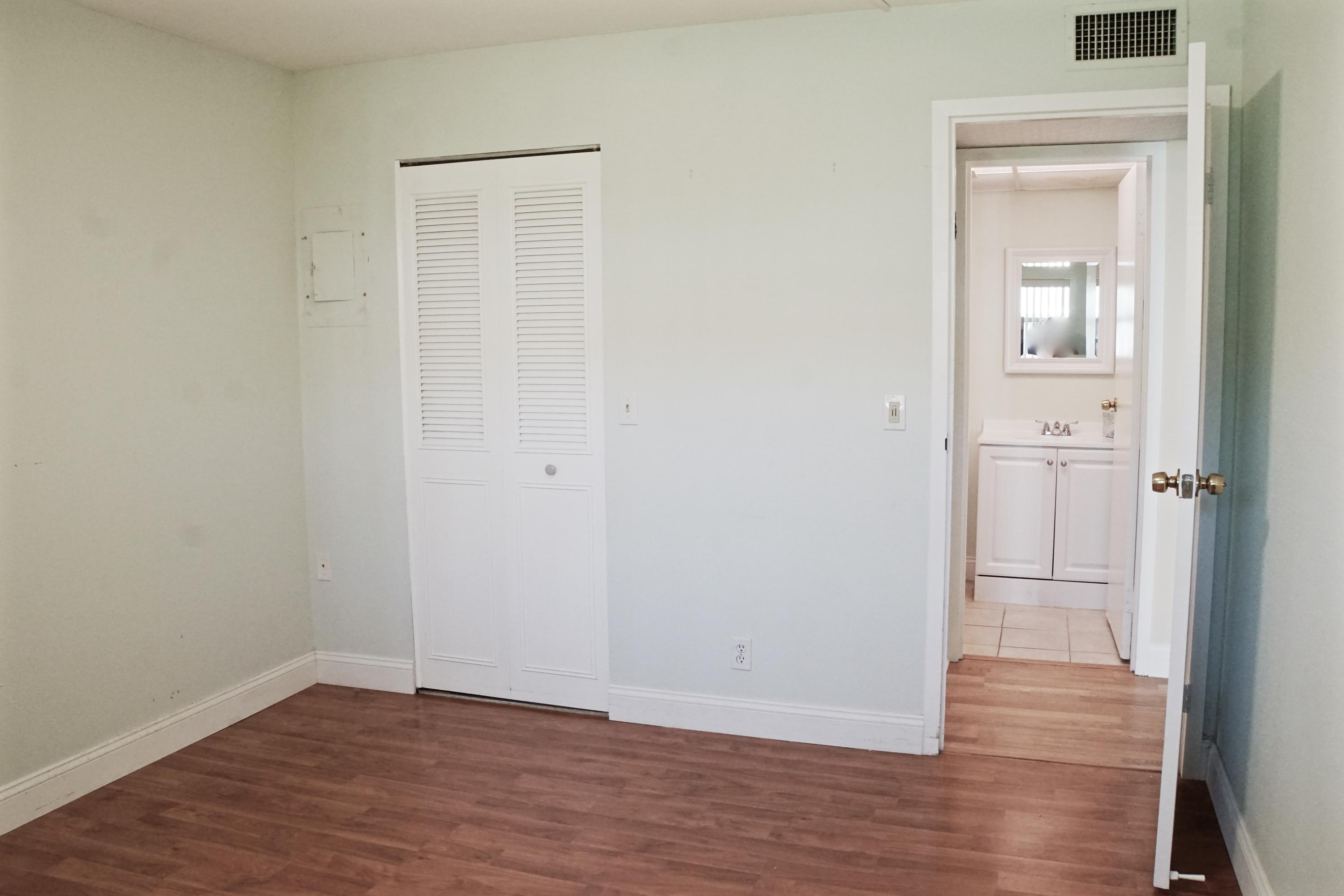 201 Flanders A Delray Beach, FL 33484 - Photo 11 of 29 MASTER BR