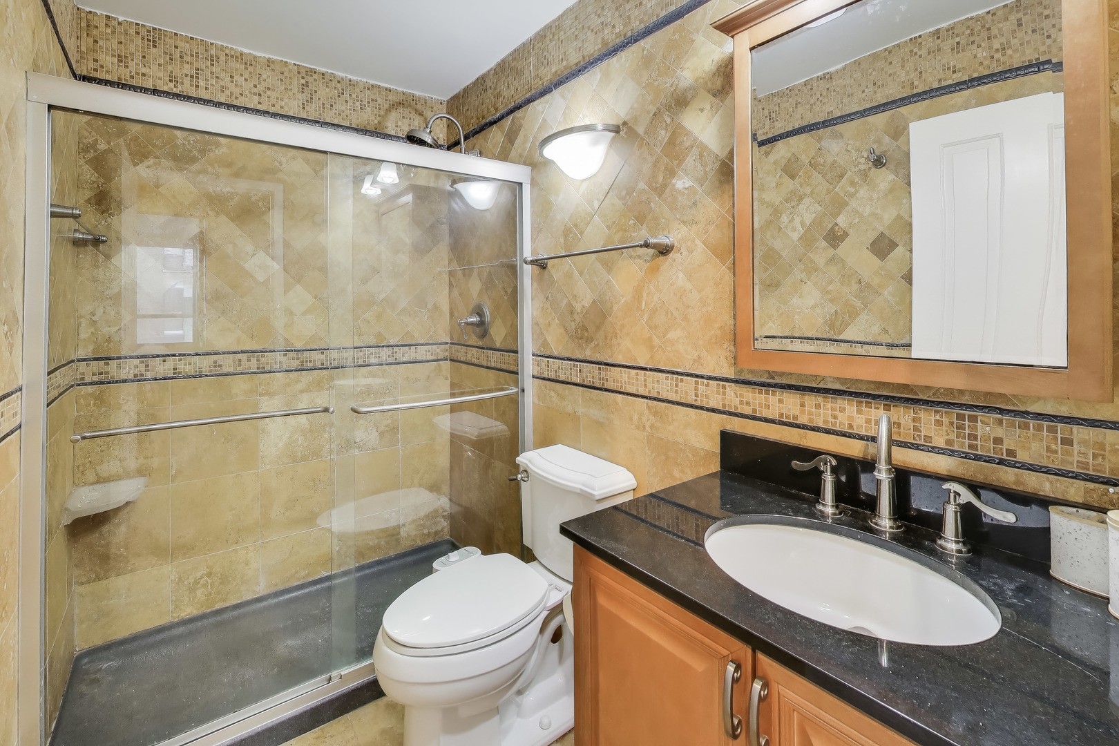 6171 North Sheridan Road, Unit 806 Chicago, IL 60660 - Photo 21 of 40