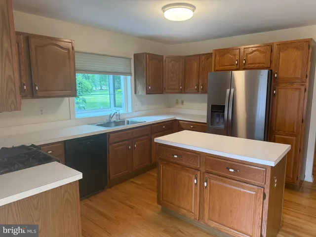 $769,900 | 1 Cranberry Court, Princeton, NJ 08540