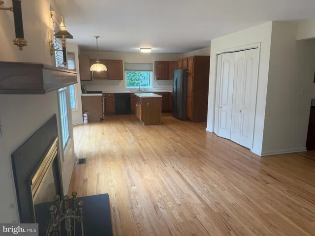 $769,900 | 1 Cranberry Court, Princeton, NJ 08540