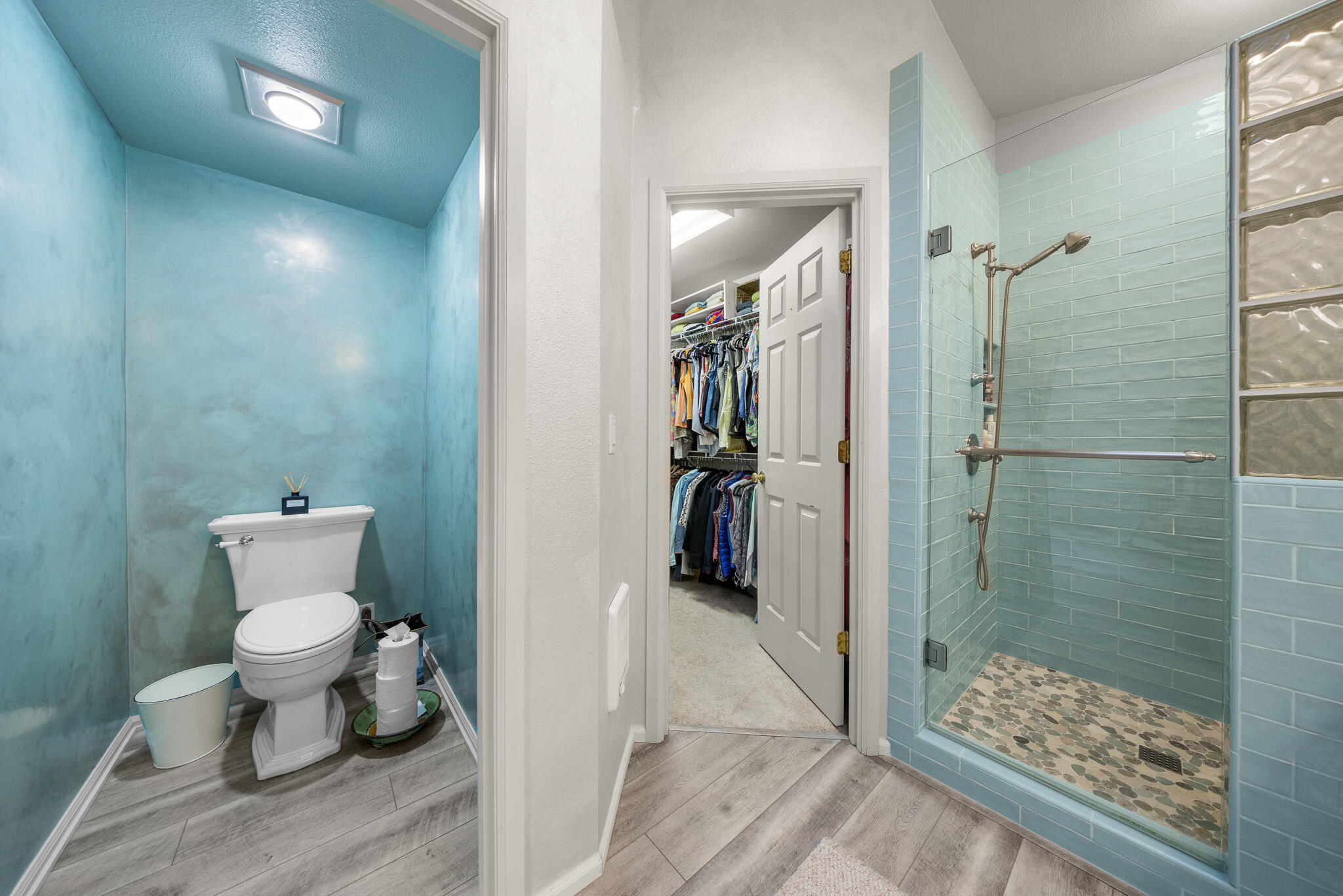 624 Southwest Hill Street Bend, OR 97702 - Photo 25 of 45 a bathroom with a toilet and a shower
