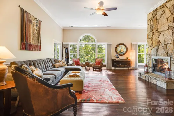 $1,249,000 | 91 Island View Court, Mill Spring, NC 28756