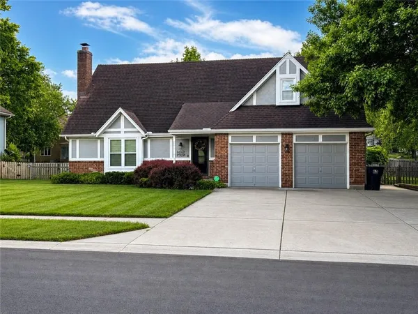 $345,000 | 12001 East 77th Terrace, Raytown, MO 64138