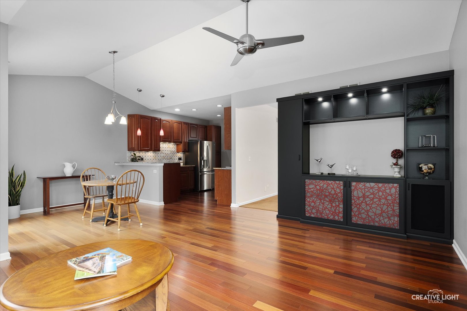 2924 Raleigh Court Naperville, IL 60564 - Photo 7 of 29